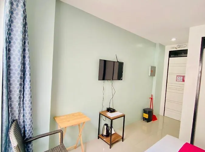 Hotel Happy Homes 2*